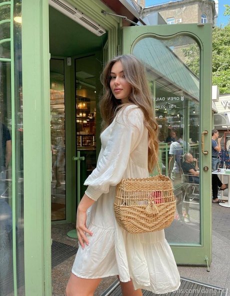 tasha fit2 model hd picture