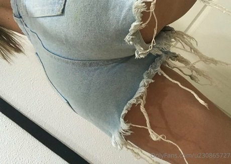 sweetlollip0p nice model pic