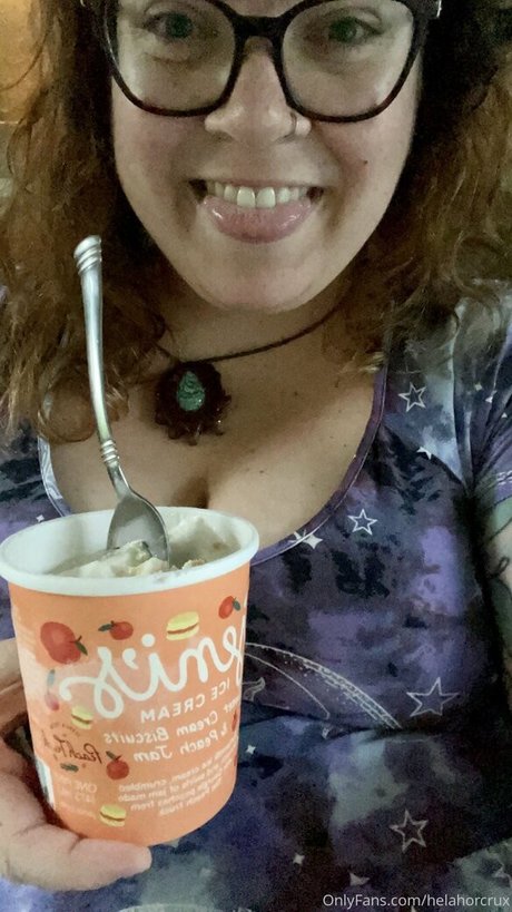 hela stoned bbw naked actress pic