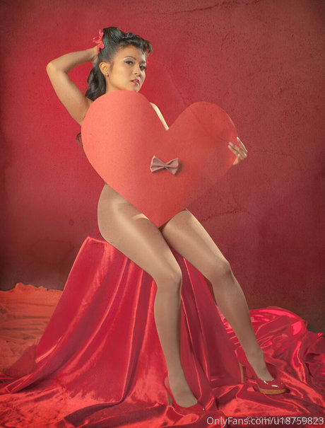 jolenecanadafree art actress pic