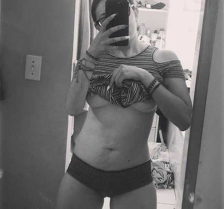 Independent bich pornstar hd pics