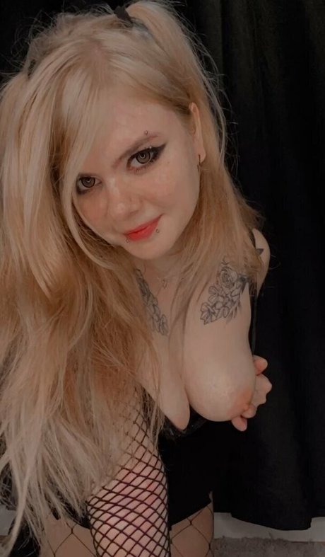 Kikiyou star hot images