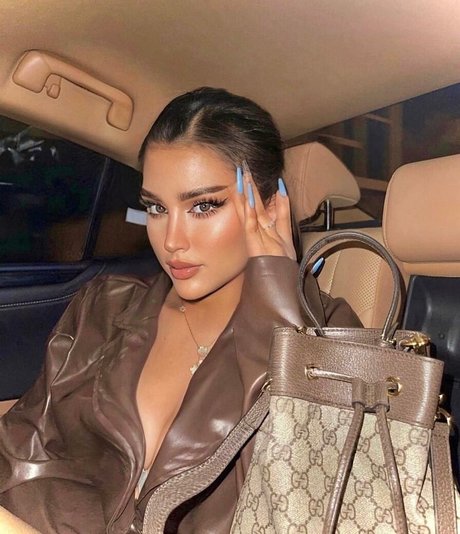 Shiraziya baby model best img