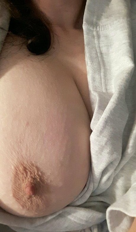 Piella Bakewell pornstar naked pic