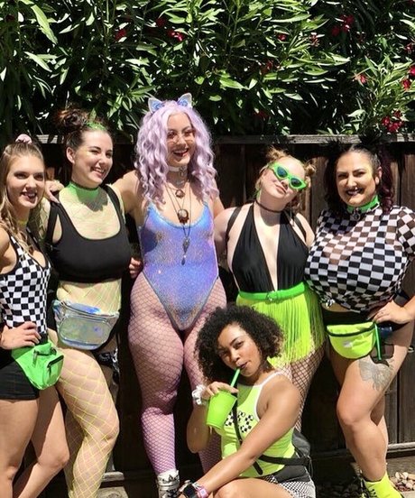 Marissa J model high quality img