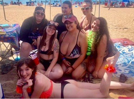 Marissa J hot model pics