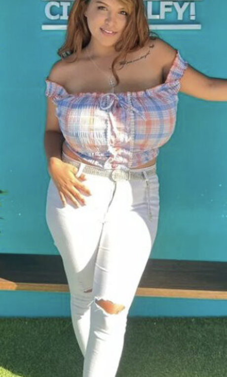 Mickyla Goslett beautiful pornstar pictures