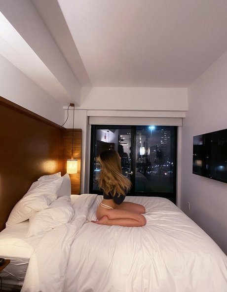 tall onlyfans naked images