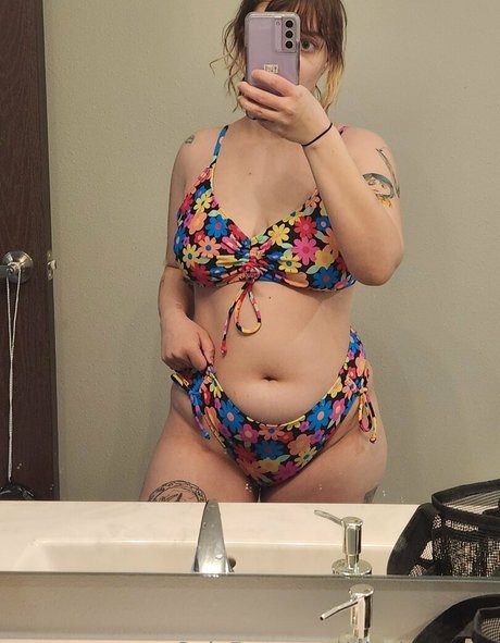 alaskacarter xxx model picture