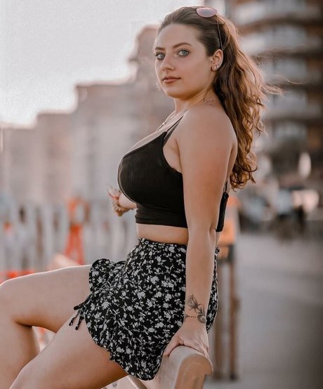 Ali Cortese star high quality pictures