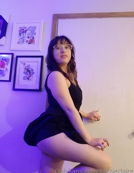 elizzieclaire pornstar erotic image
