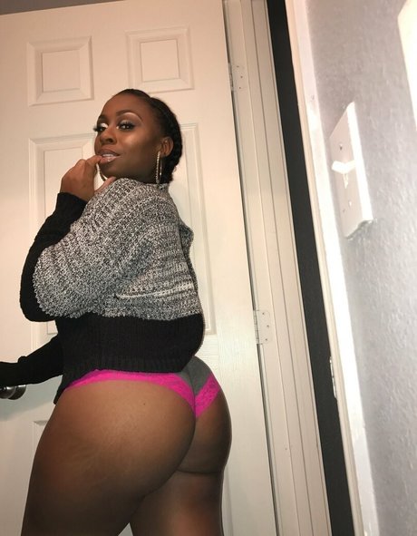 thong bikini onlyfans nudes image