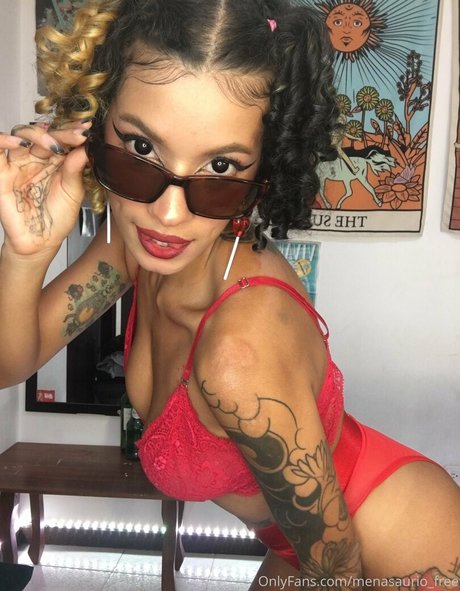 menasaurio free nudes model images