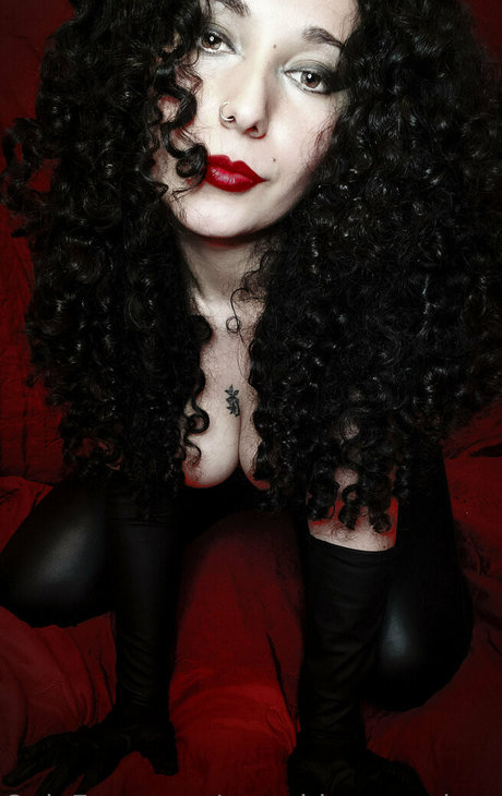 urgoddesspandora star nude img