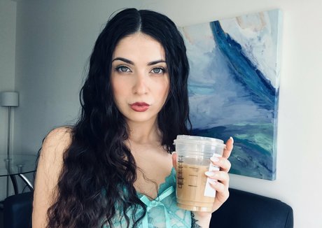 prrincess cherry pretty actress photo