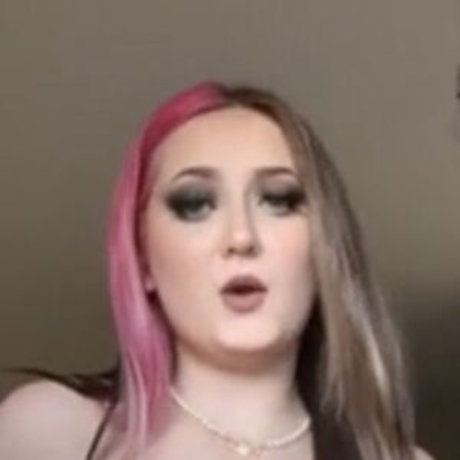 Scoopy Skye beautiful star photo