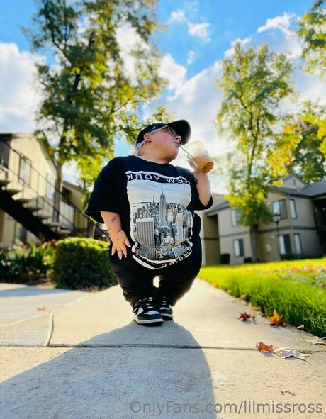 lilmissross sex model images