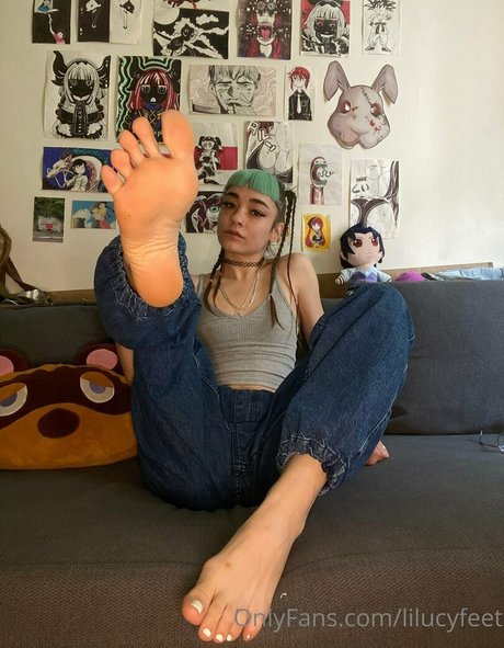 lilucyfeet nude pornstar picture
