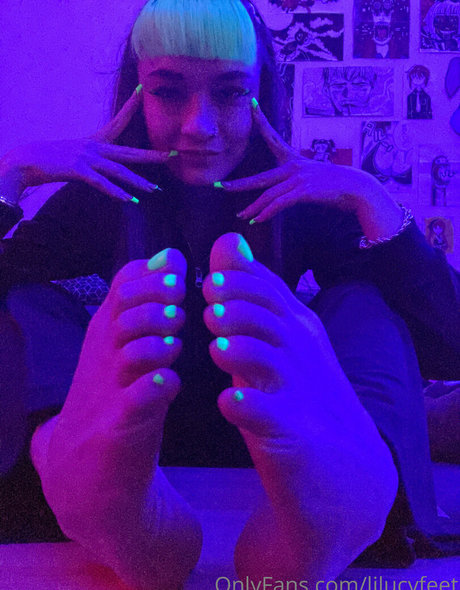 lilucyfeet star sexy archive