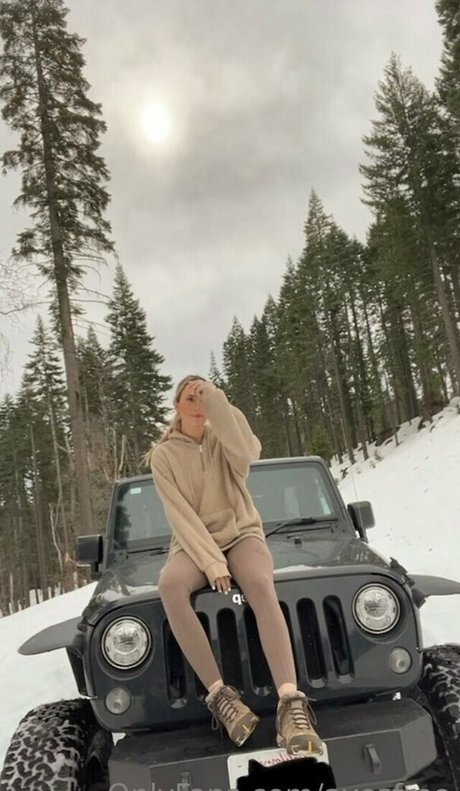 Avesfree free model images