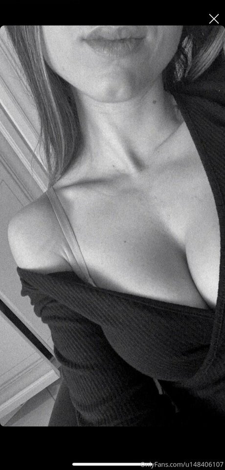 jessiblonde sex model photo