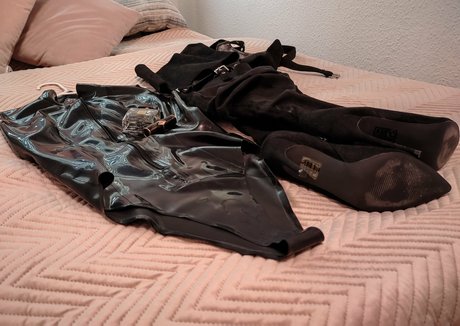 old lady onlyfans nude pictures