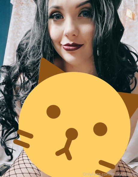 milkydesserts erotic star img