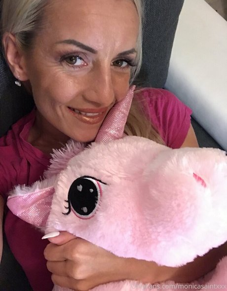 asian top onlyfans free sexy photo