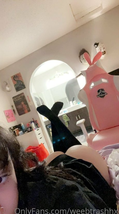 weebtrashhx star nice photo