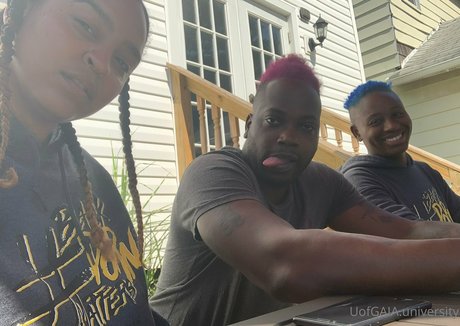 uofgaia hot model gallery