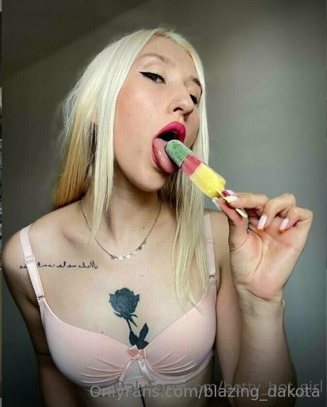 blazing dakota nudes model pictures