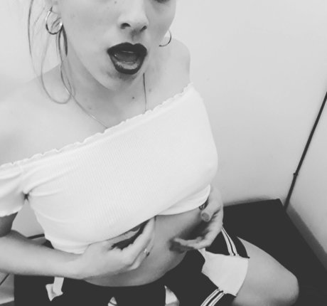 lynnvip nudes actress pictures