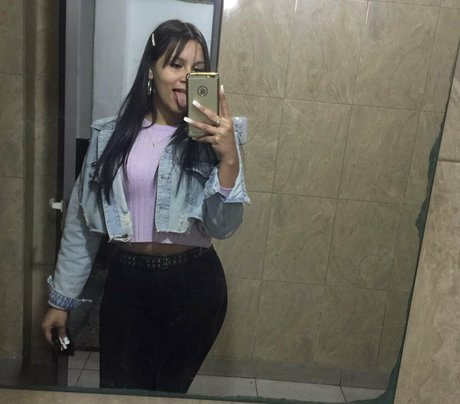 sofiaa21 star nude picture