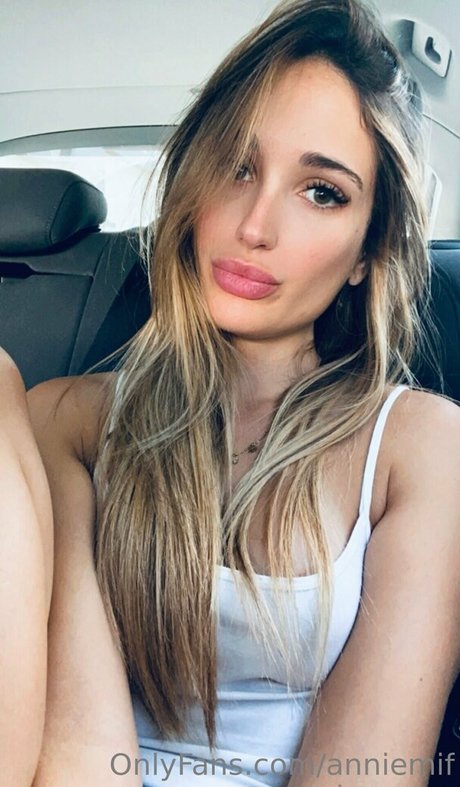 hottest young onlyfans beautiful naked img