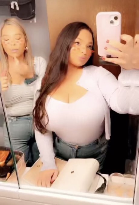 chubby goth onlyfans hot sex picture