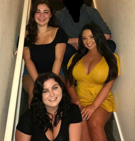 Jenn M pretty model pictures