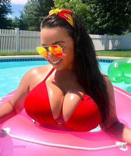 Jenn M hot model gallery