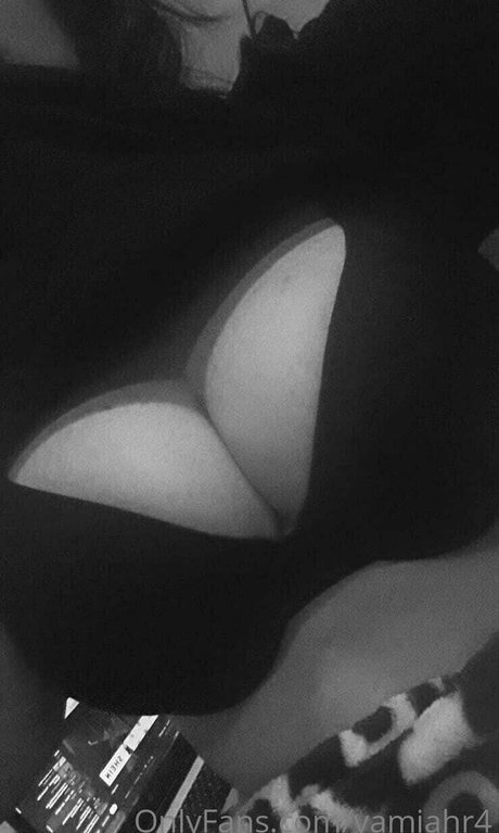 yamiahr4 adult actress pictures