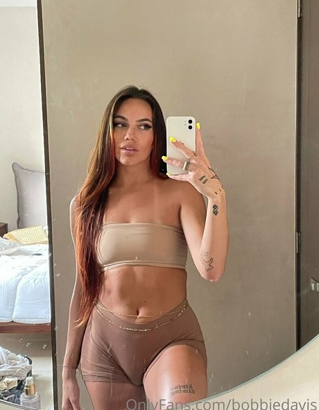 bobbiedavis star nude picture