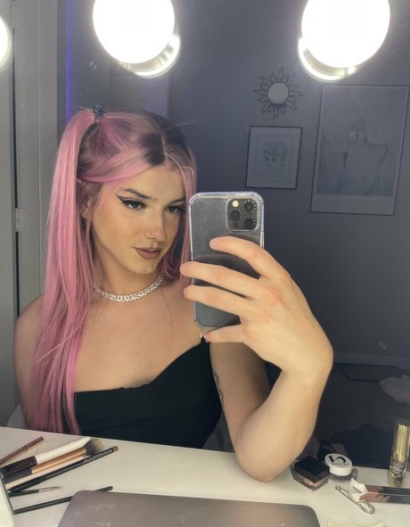 shemale cumshot onlyfans free nude photo