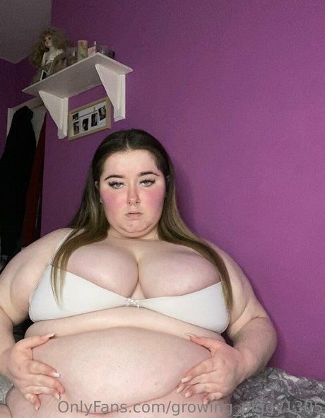 growing piggy1305 model adult photo