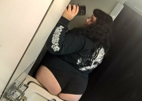 scarletlabellefree star art picture