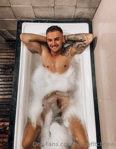 milf glasses onlyfans sexy pic