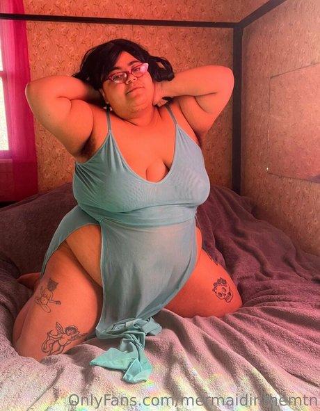 mermaidinthemtn pornographic model picture