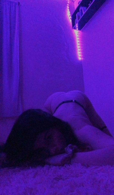 milkyspoil sex pornstar picture