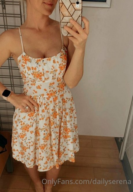 Dailyserena star top photo