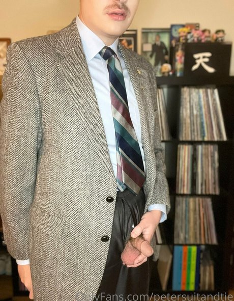 petersuitandtie sex actress image