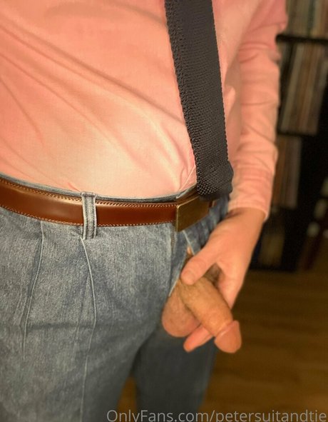 petersuitandtie star archive