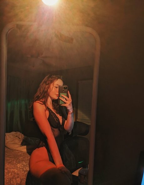 busty bbw onlyfans art nude photo