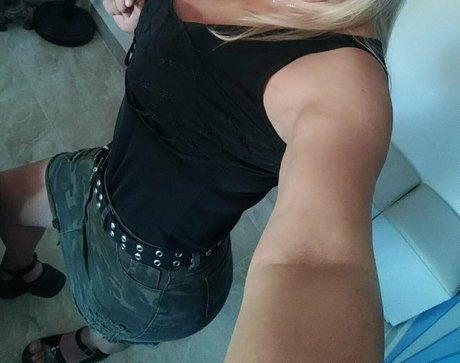 fraticellizamira sexy model galleries